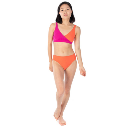 Claudia Bikini