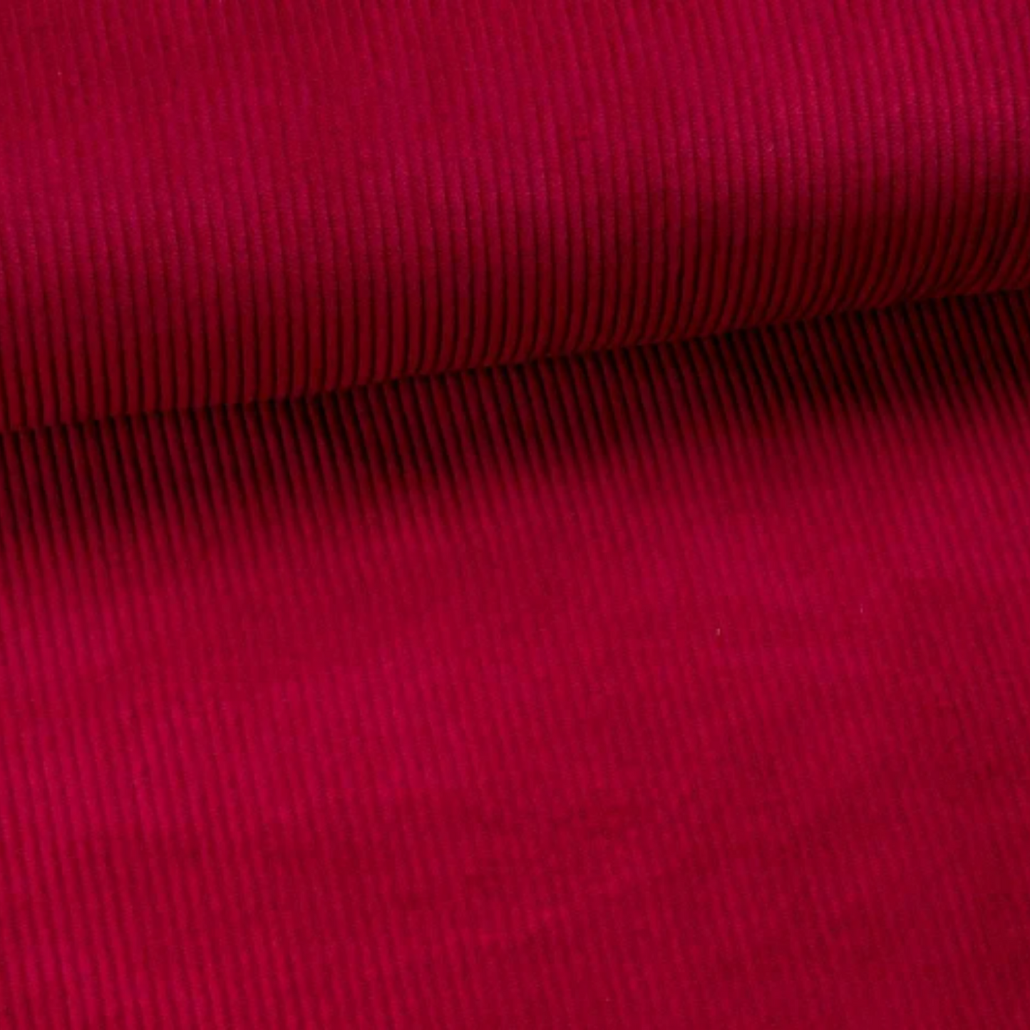 Jumbo Corduroy in Cerise