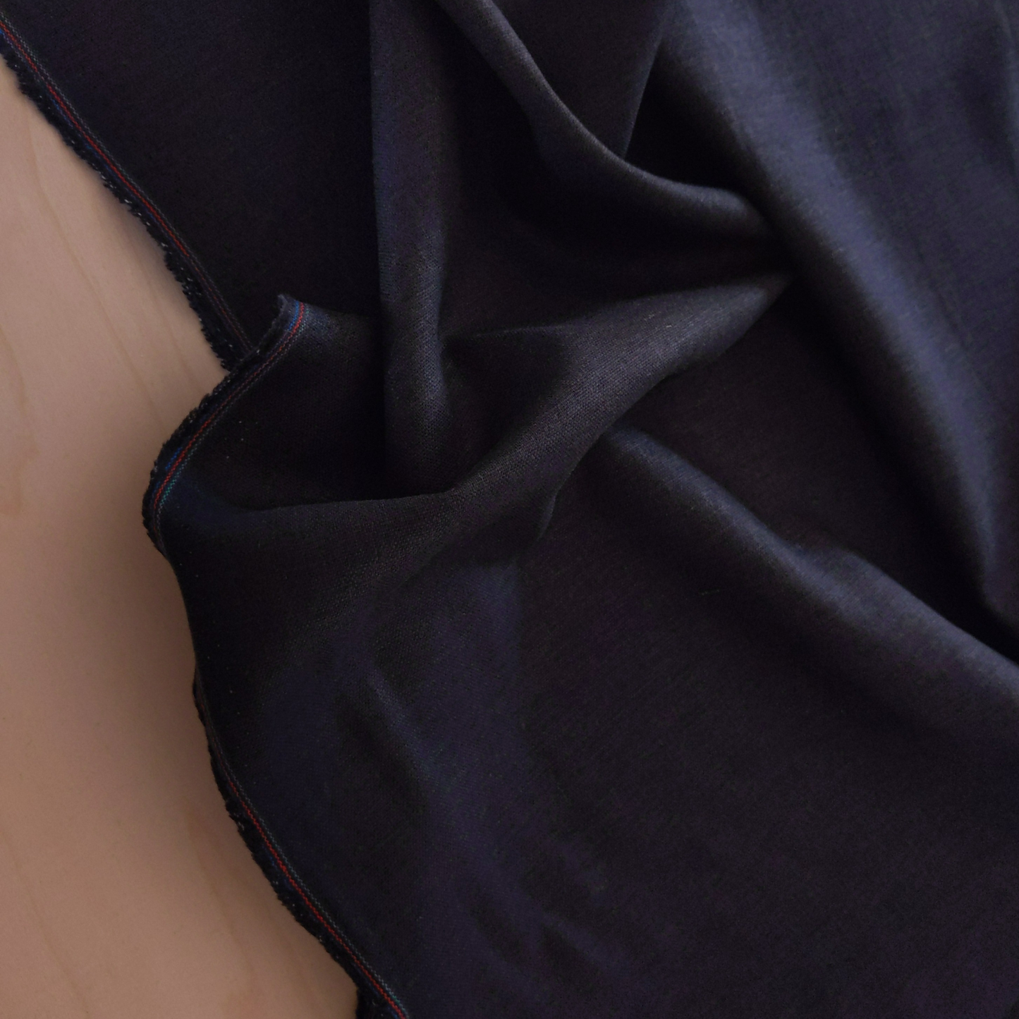 Viscose Linen Blend in Black